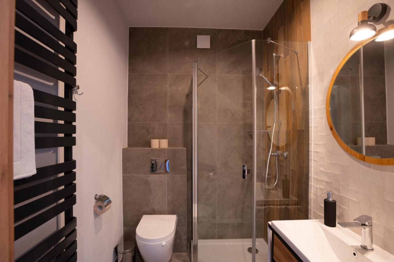 Aparthotel Pod Stokiem Z Sauna I Jacuzzi - Szczyrkapartamenty Bagian luar foto